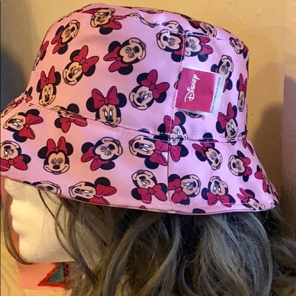 Disney Toddlers reversible hat OSFA never worn - Picture 3 of 4